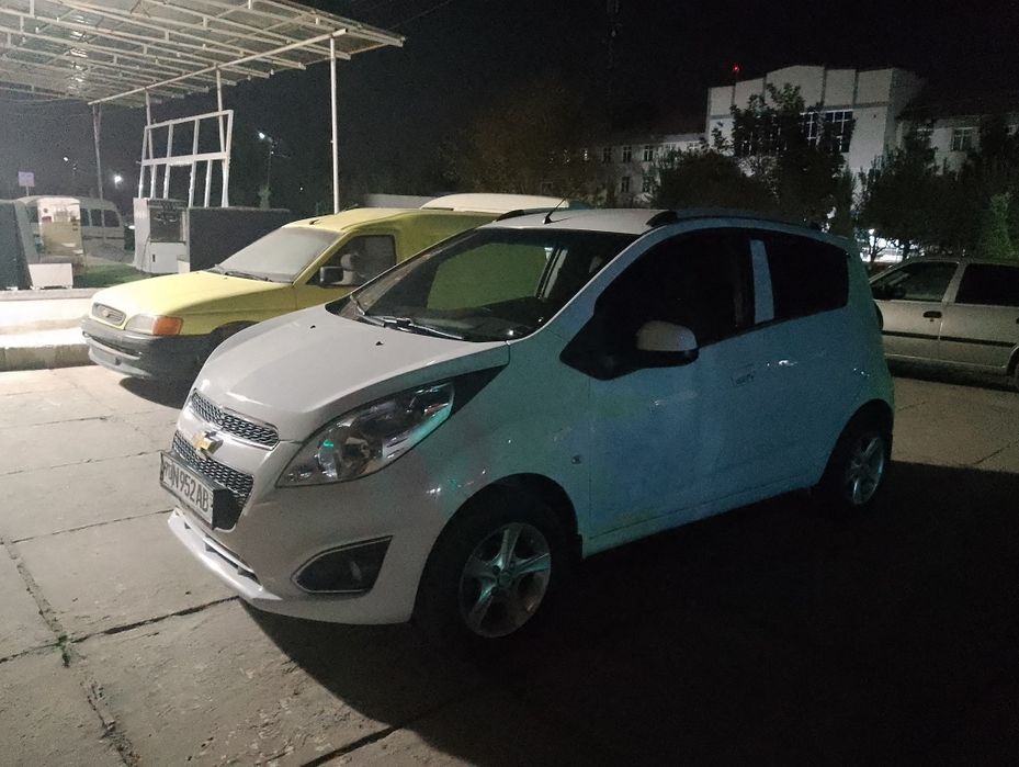 Oq Spark 2011-yil mexanika