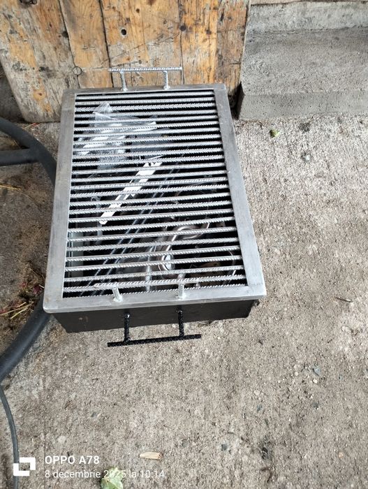 Grătar de vânzare.