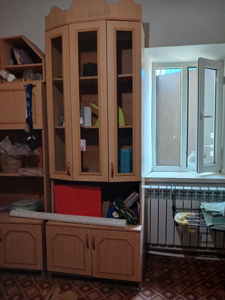 Продам шкаф б/у.