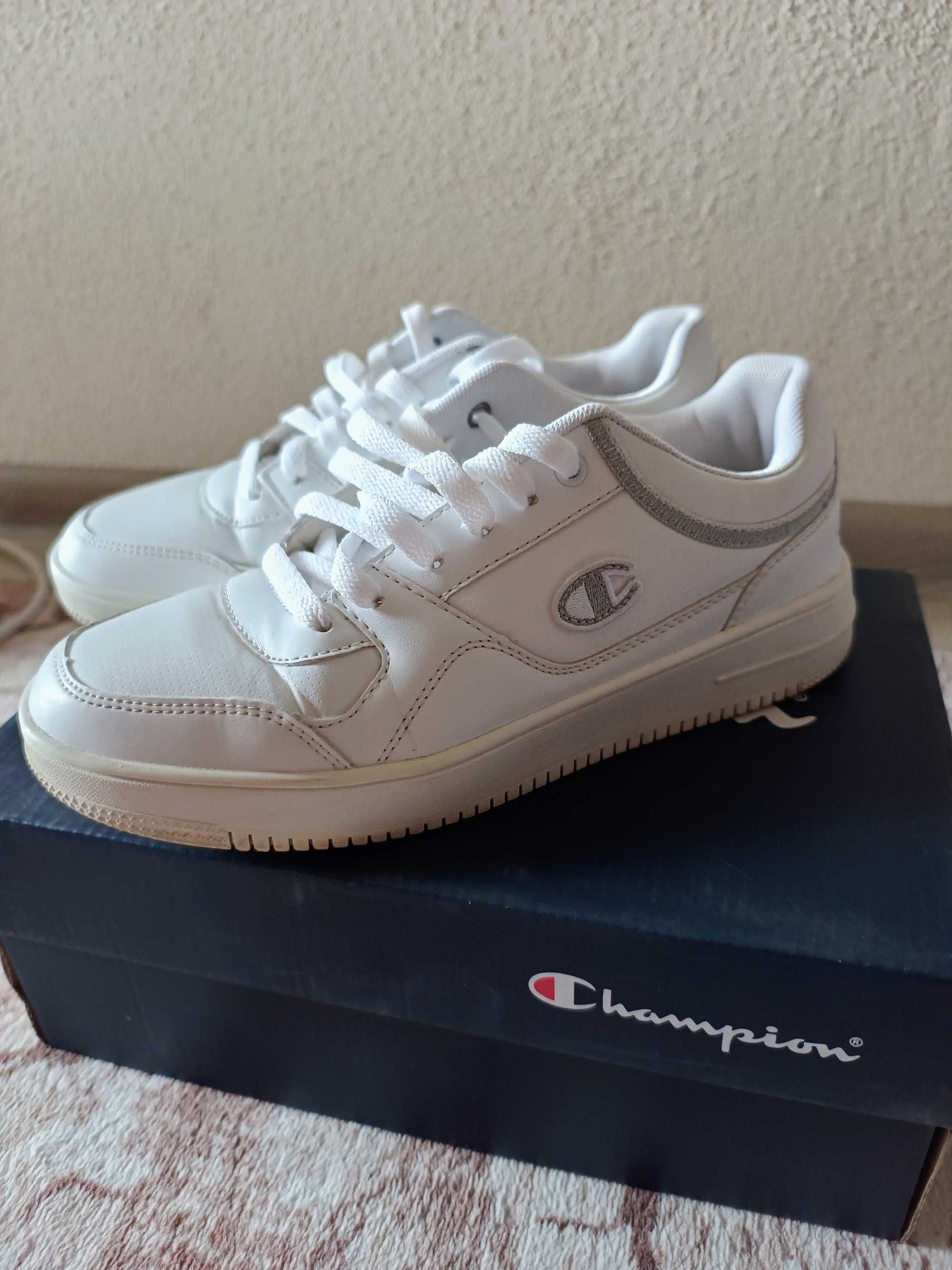 Дамски Кецове Champion