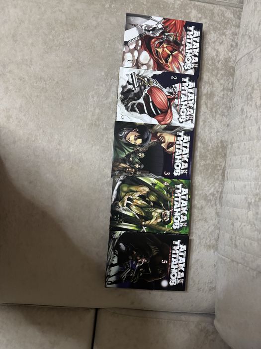 Манга по «Атаке Титанов»