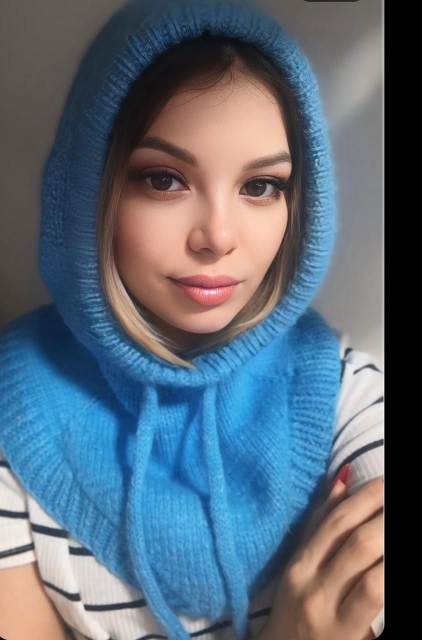 Капор с шапочкой ручной работы