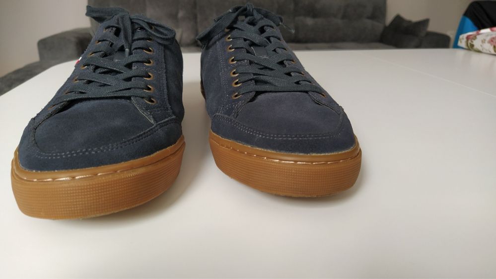 Мъжки спортни велурени обувки мокасини Tommy Hilfiger 46 номер, нови