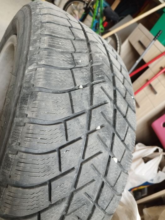 Cauciuc iarna 255 50 19 michellin