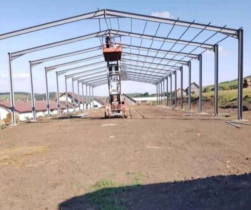 vând structură metalică 8 m deschidere lungime 30 m din profil pe 160