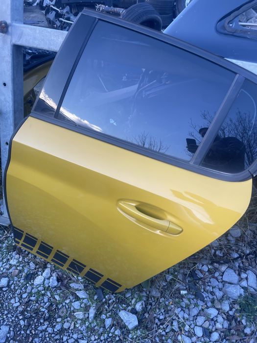 Врата 208 врати peugeot