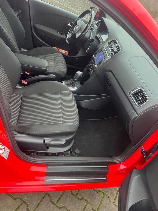 : Vând Volkswagen Polo, an 2009, motor 1.6 TDI