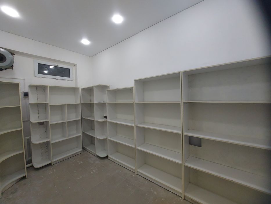 Срочно продам шкафы