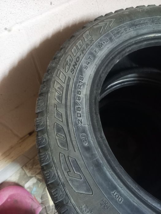 Продам автошину 25 000 ( 4штук )