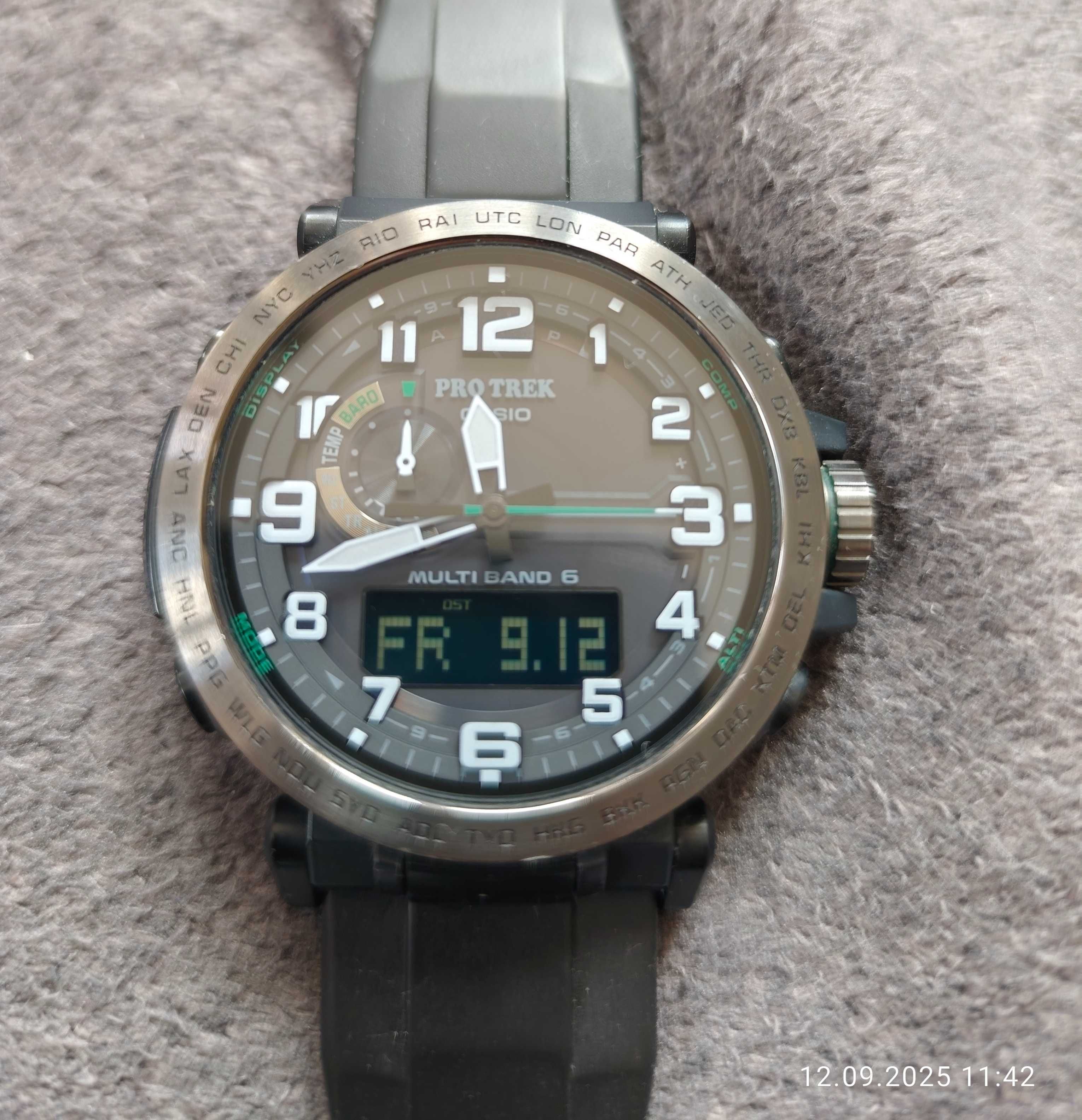 Casio Pro Trek PRW-6600Y-1ER