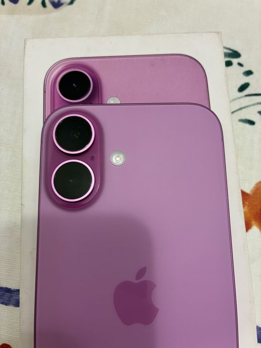 Apple iPhone 16 128Gb розовый