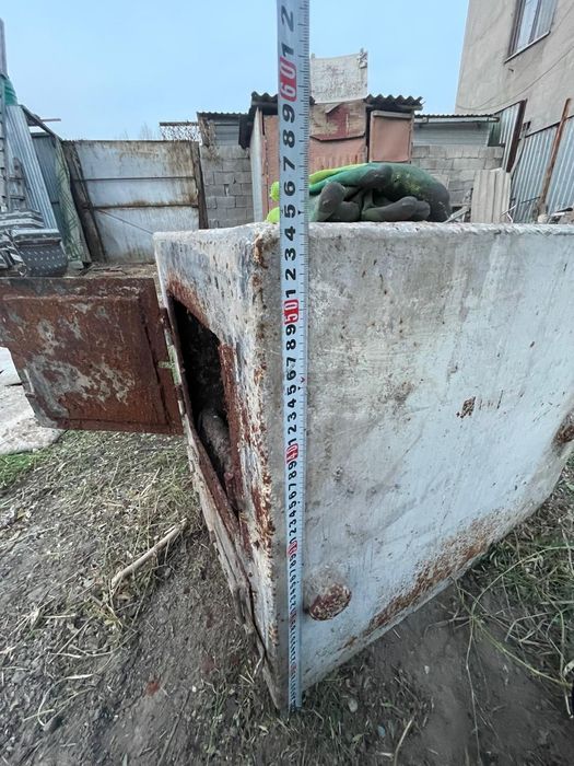 Печь отопительный (угольный) в хорошем состоянии 20000 тенге за штуку