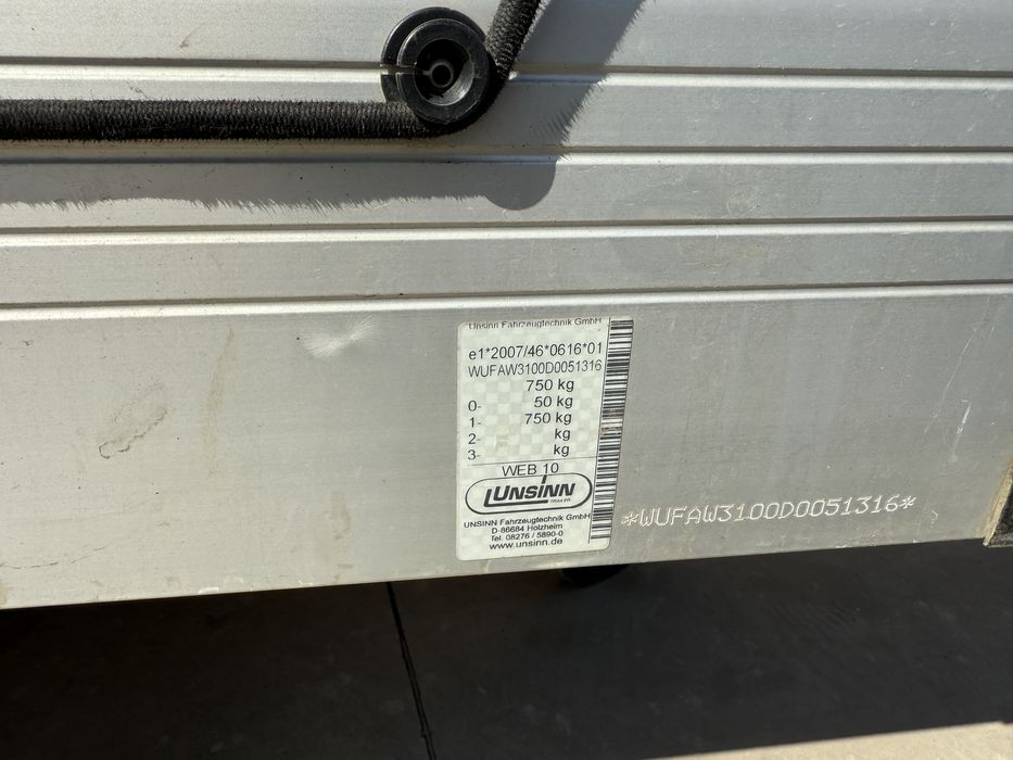 Remorca cu prelata 750kg