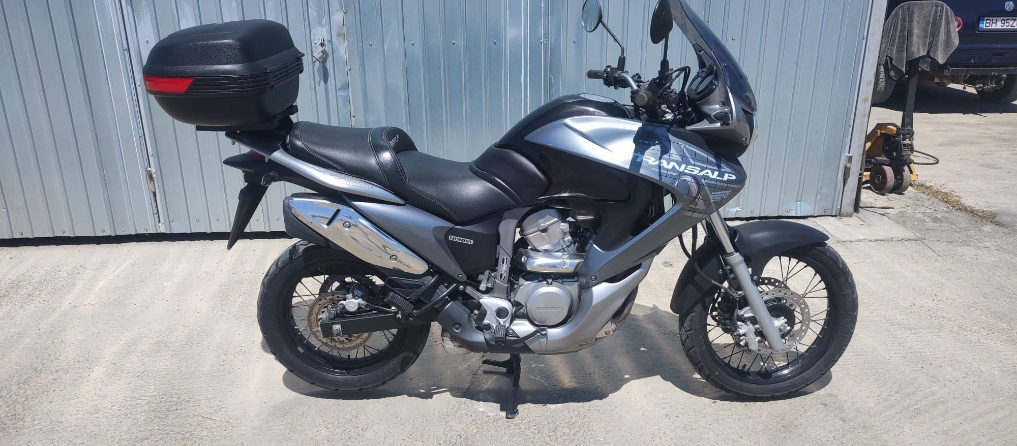Honda transalp 2009