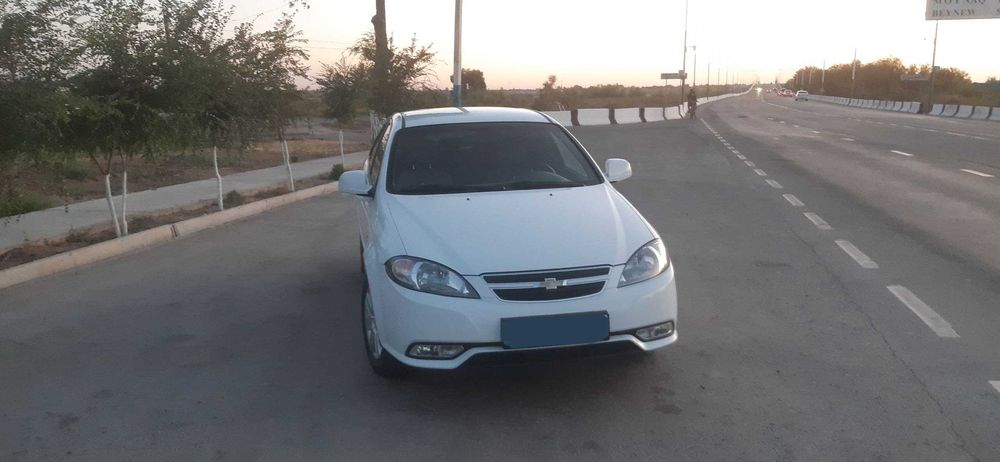 продается автомобиль Джентра