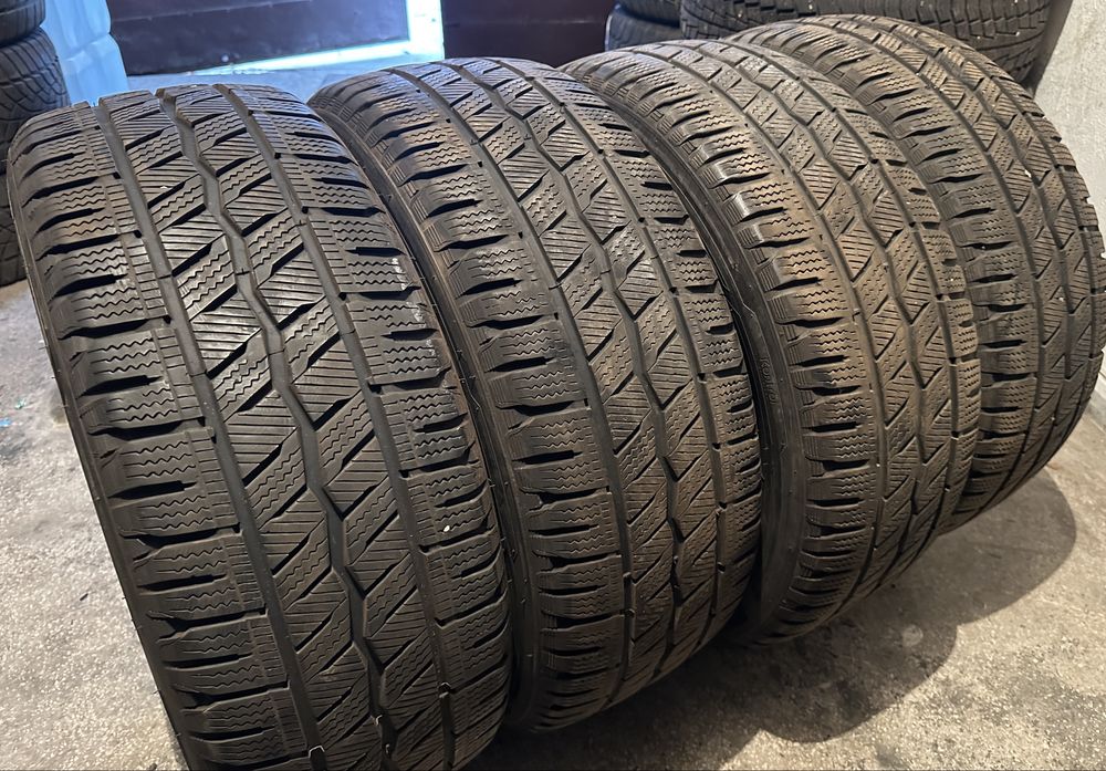 Anvelope iarna Hankook 225/55/17 C