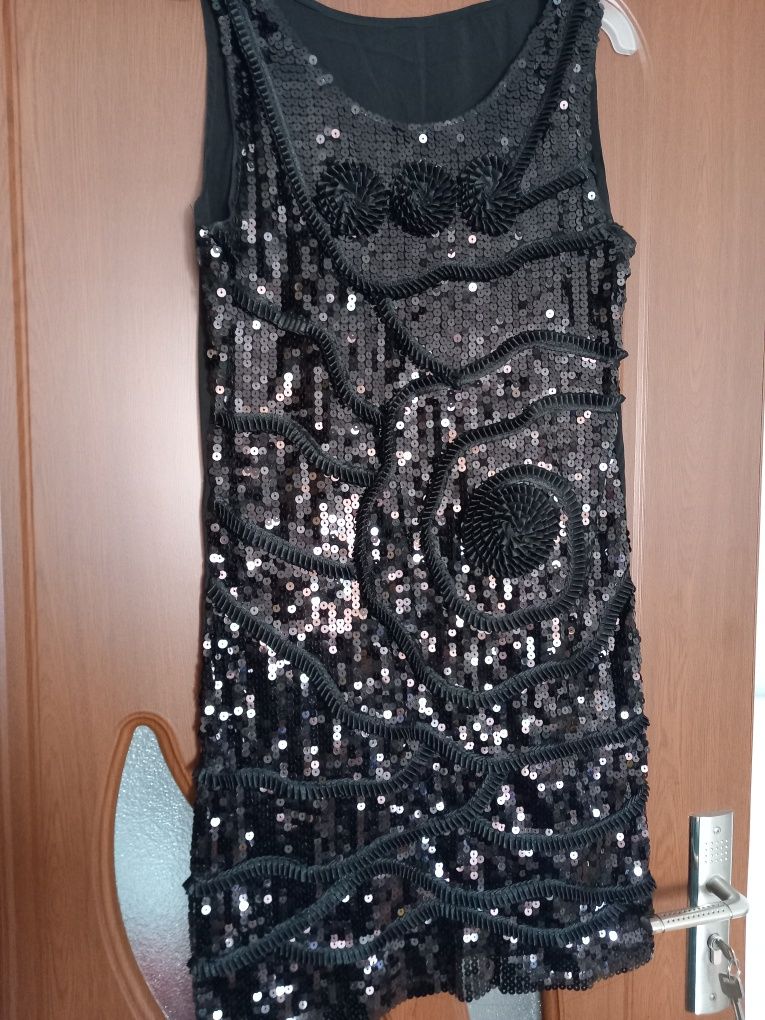 Rochie neagra mărimea mica