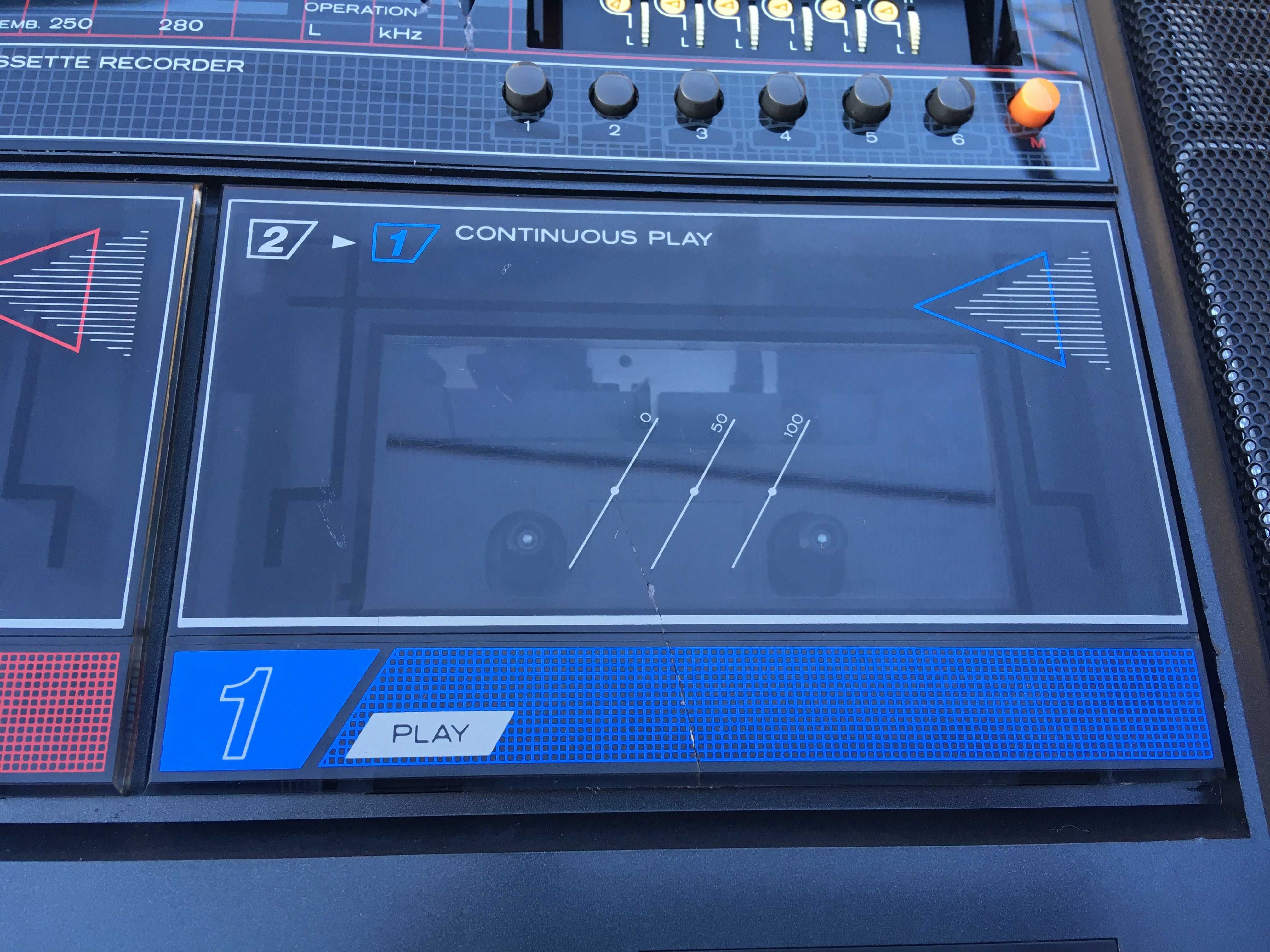 радиокасетофон Hitachi TRK-WP7E