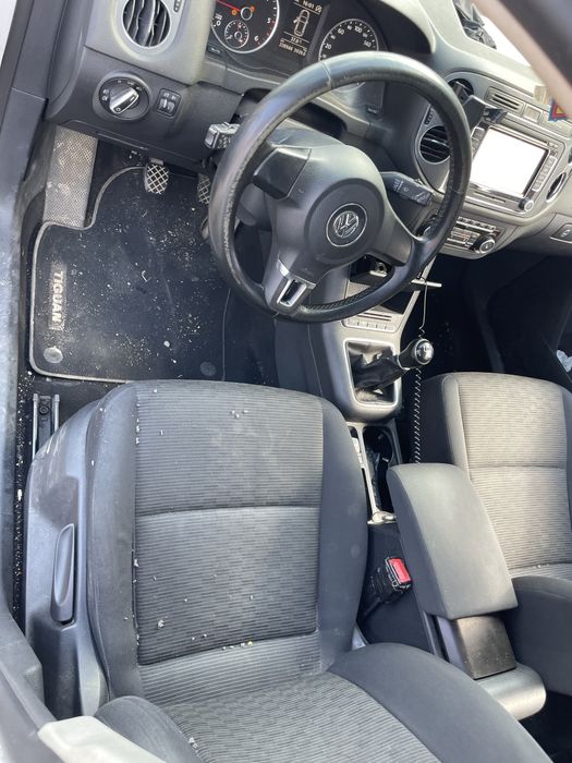 Reconditionare auto completa- curatare/detailing auto