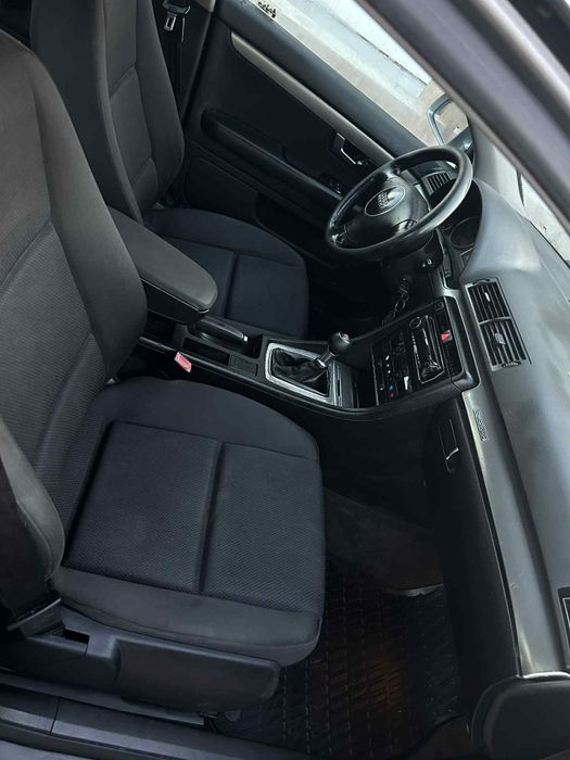 Vând Audi a4 2005