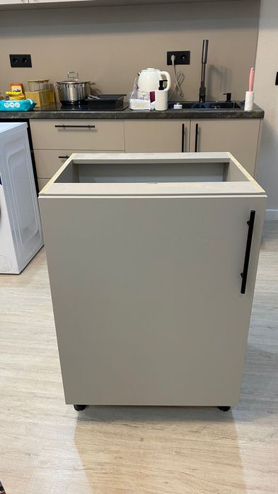 Шкаф кухонный под столешницу