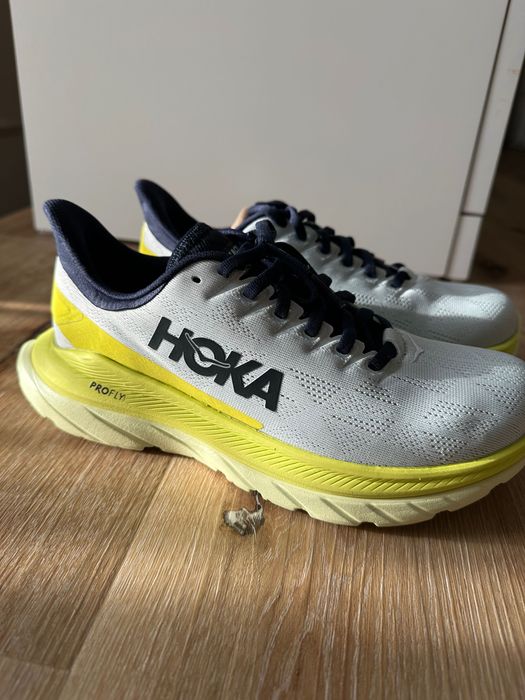 Hoka adidasi NOI, marime 38