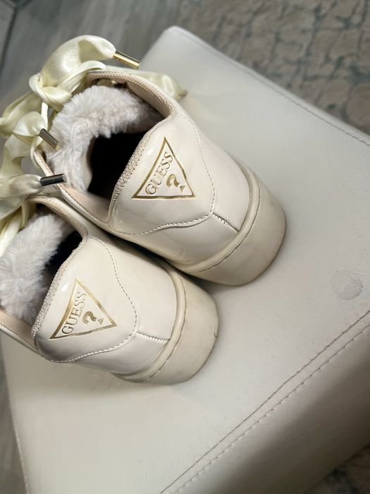 Adidasi sport Guess eleganti cu sireturi din satin