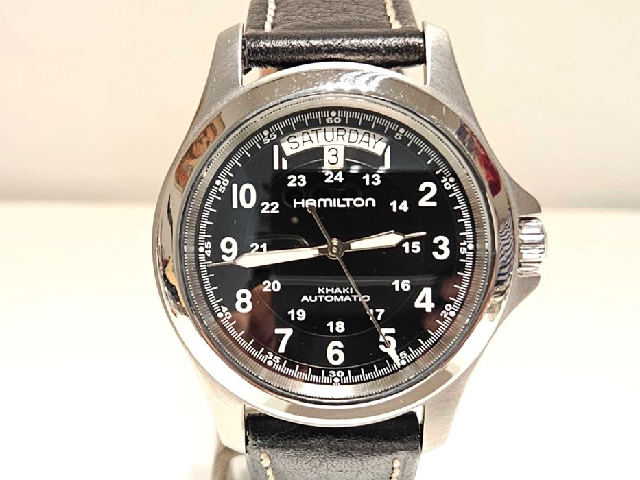 Продавам военнен пилотски стил автоматик  часовник Hamilton Khaki