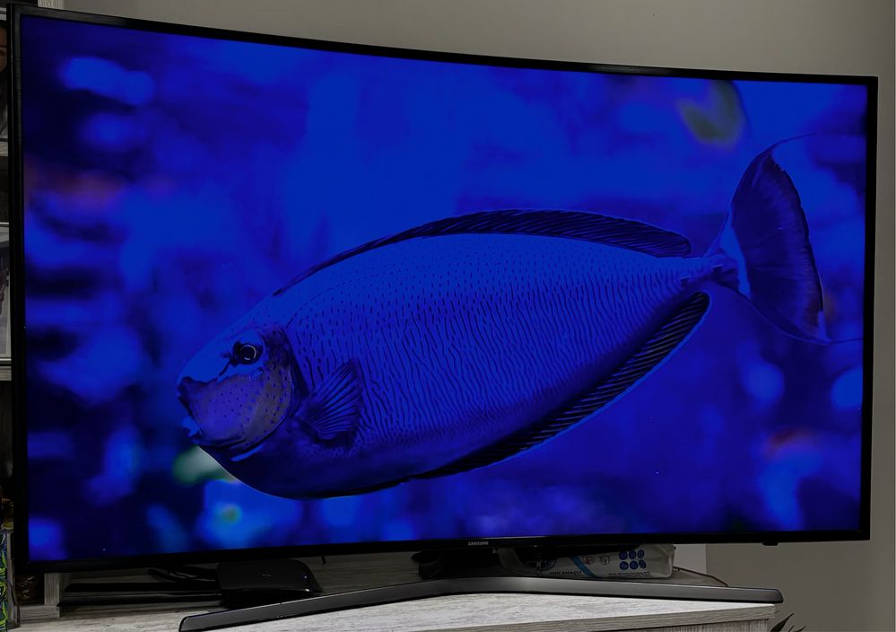 Samsung, Извит, 55” (138 см), UE55MU6272UXXH, 4K Ultra HD