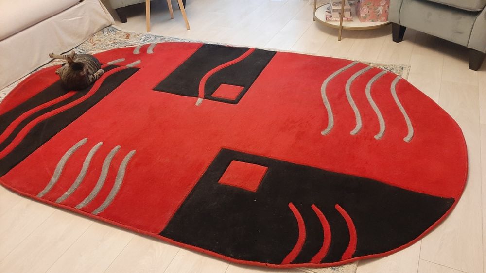 Canapea fixă + covor