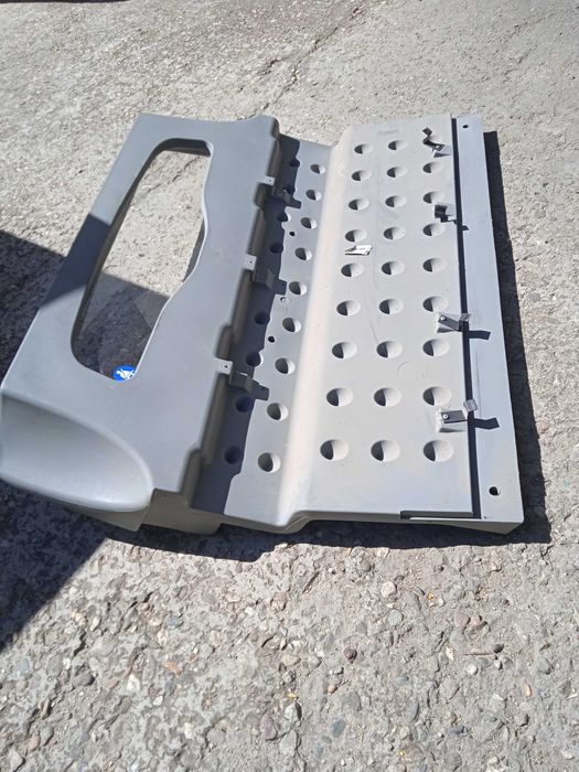 Седалка 4-ка и преграда за товаро - пътнически бус Пежо, Ситроен, Фиат