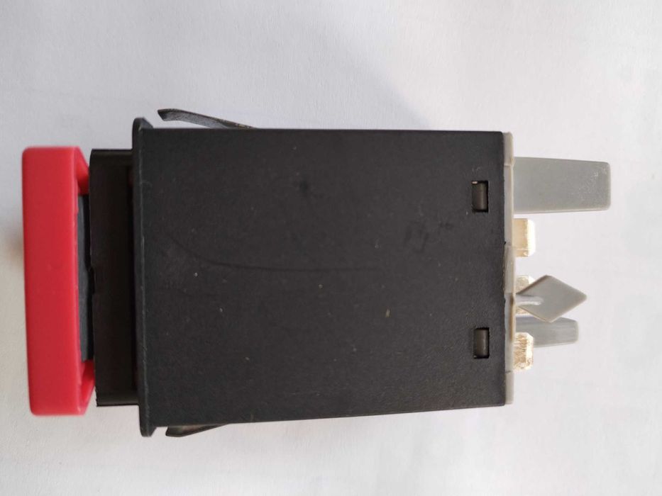 Дистанционно, заготовка ключ и аварийни Audi