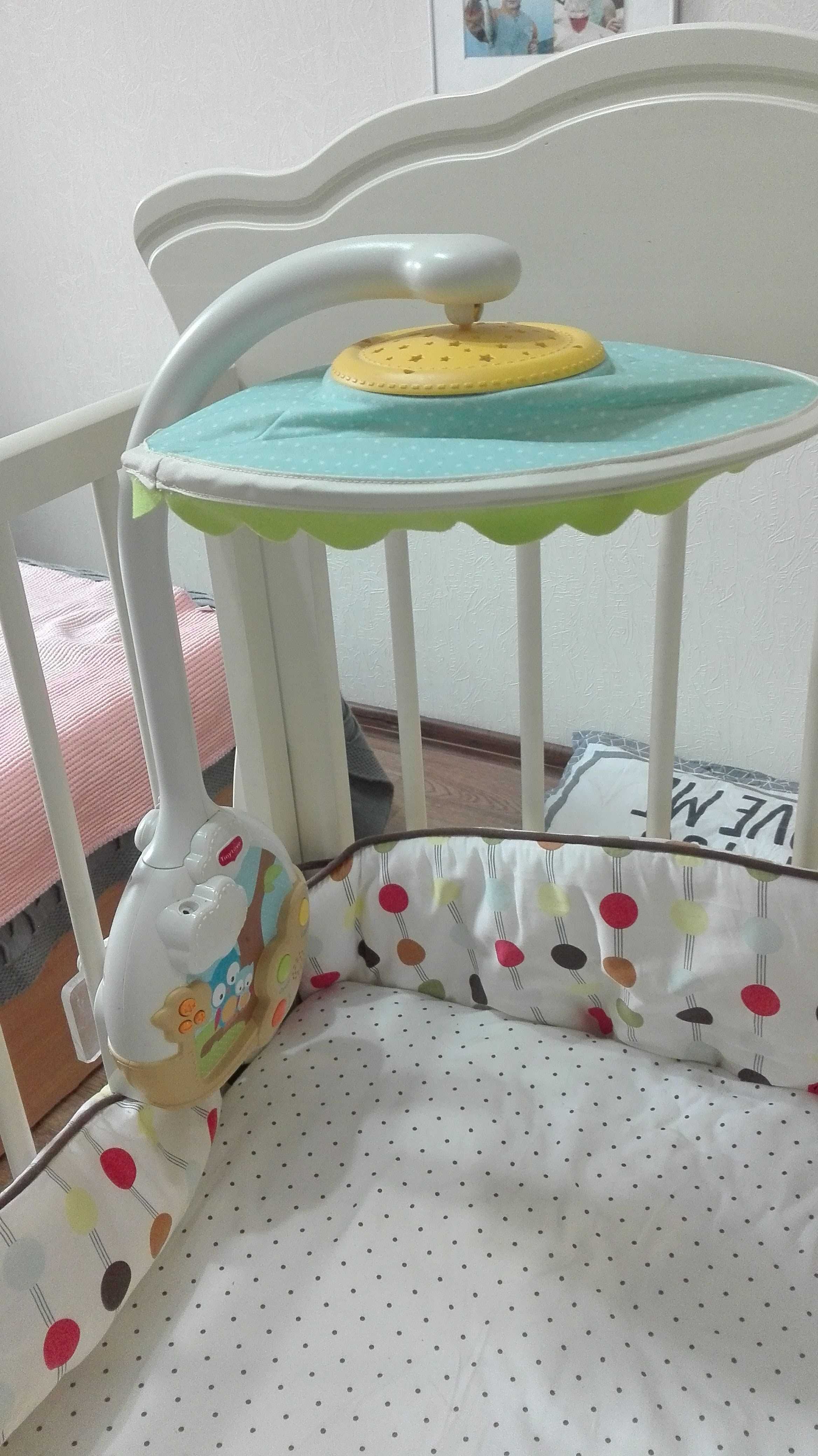 Мобиль для для кроватки манежа, крутилка с музыкой для младенцев.