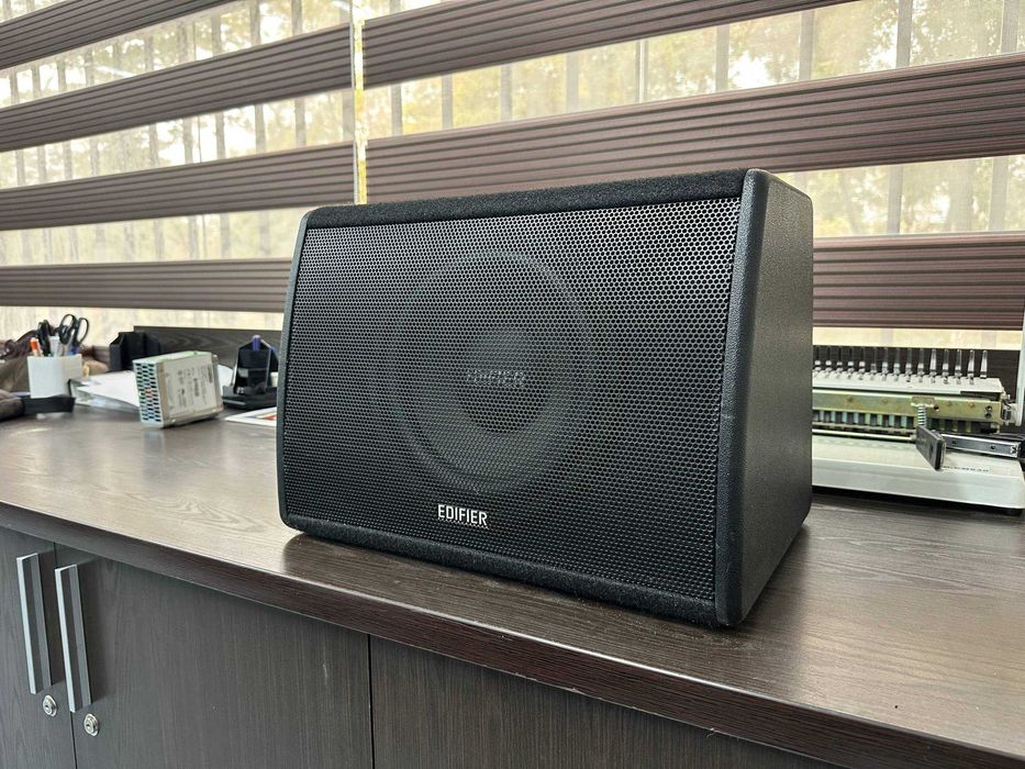 Активный сабвуфер 10" дюймовый EDIFIER