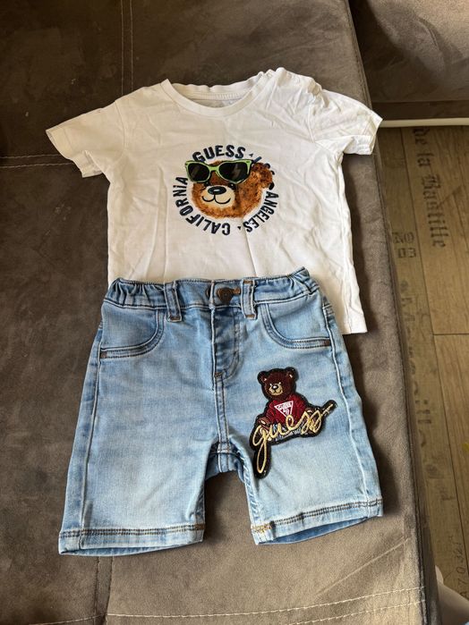 Комплект на Guess за бебе момче