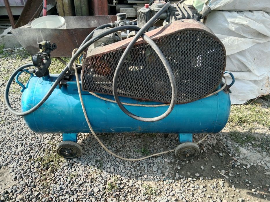 Продам компрессор