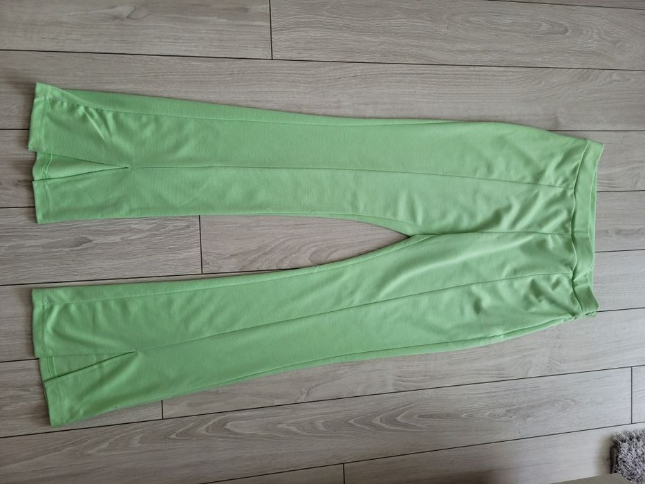 Pantaloni Asos marime M