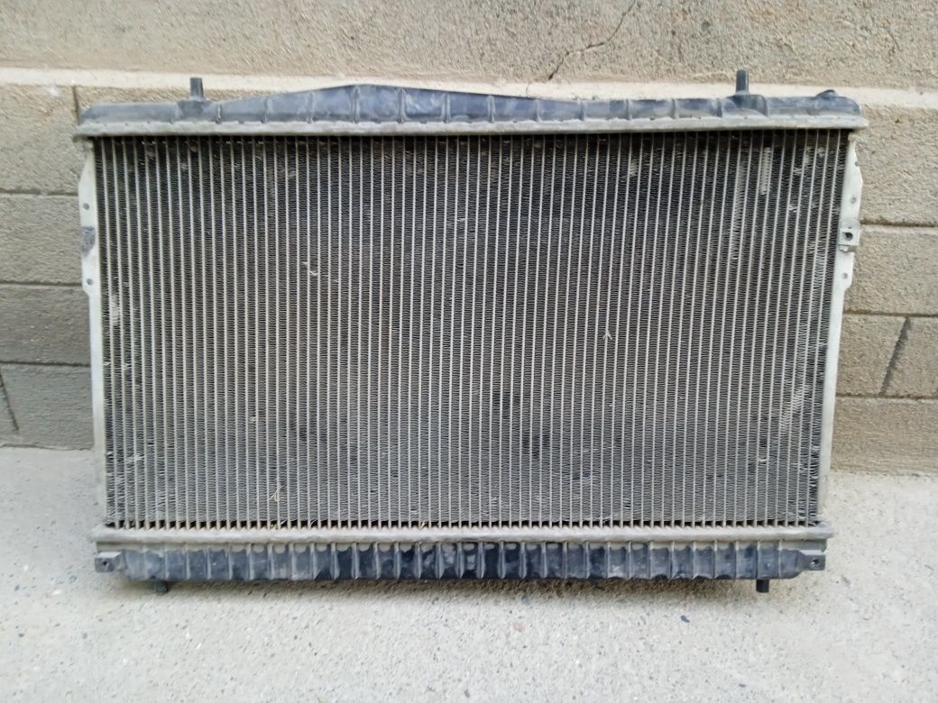 Gentra radiator sotiladi