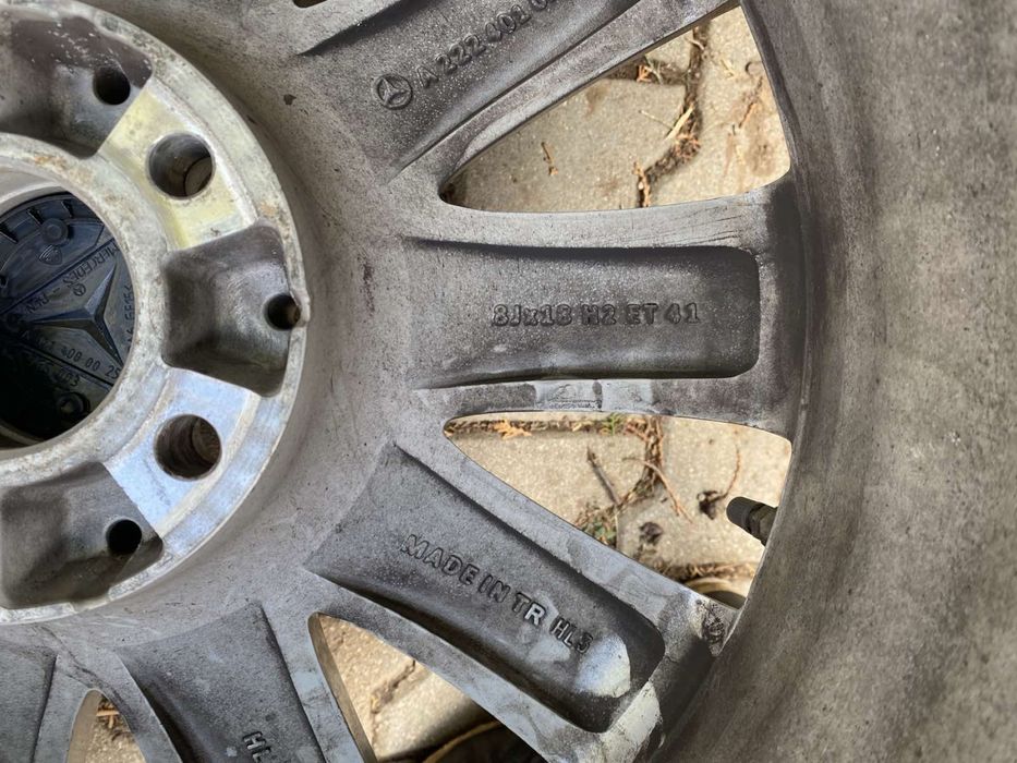 Оригинални джанти със зимни гуми Mercedes R18 5x112