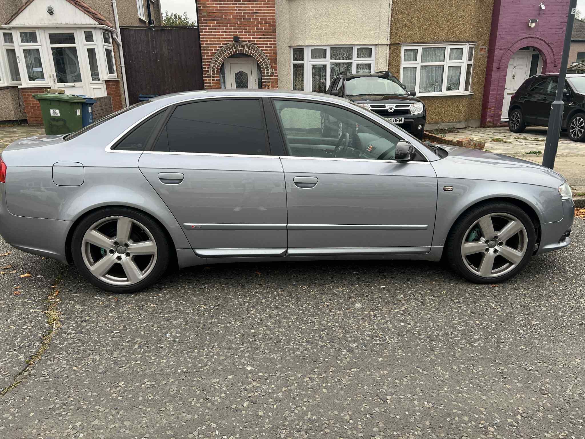 Vând urgent Audi A4 B7Sline