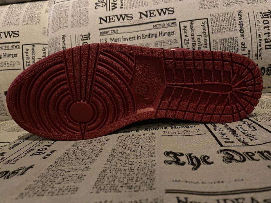 Nike Air Jordan 1 High Bred Toe 43