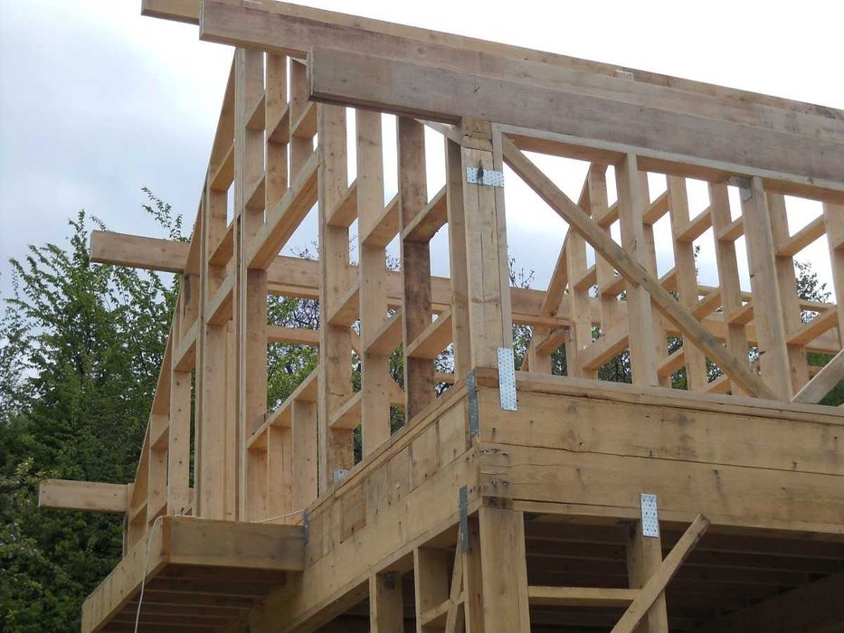Reparatii Acoperisuri - Constructii Mansarde - Hidroizolatii - Montaj