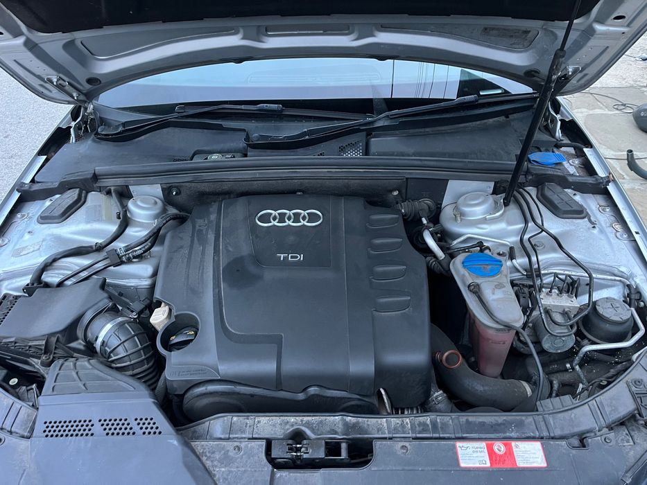 Audi A4 B8 S-line 2.0 TDI Автомат