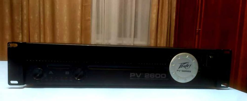 PEAVEY - PV2600 -  усилитель  по 900 ватт на канал. ( США)