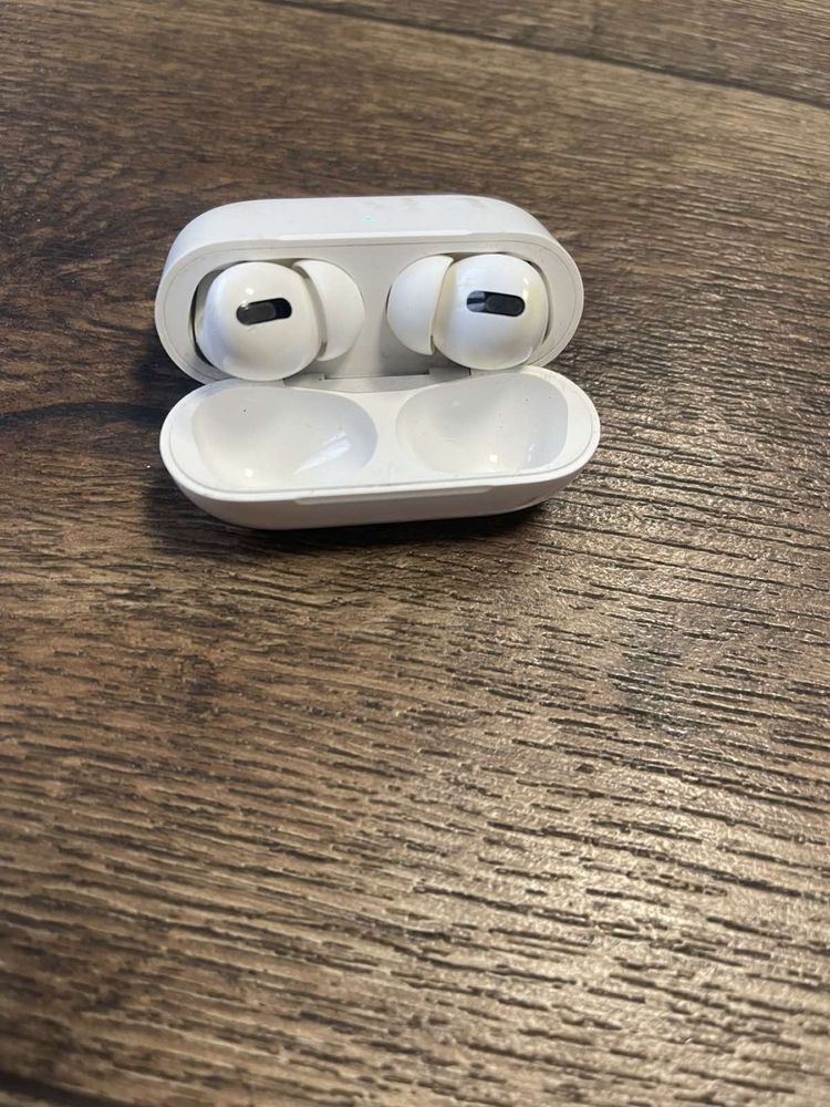 Слушалки AirPods Pro 1 gener-Перфектни