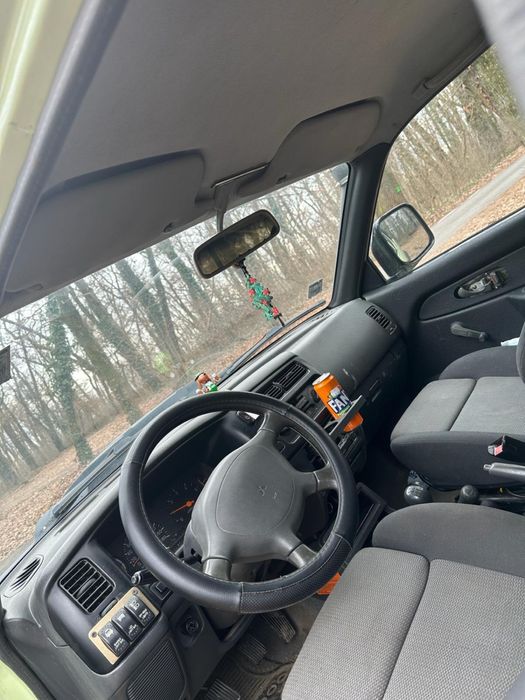 Mitsubishi l200 autoutilitar