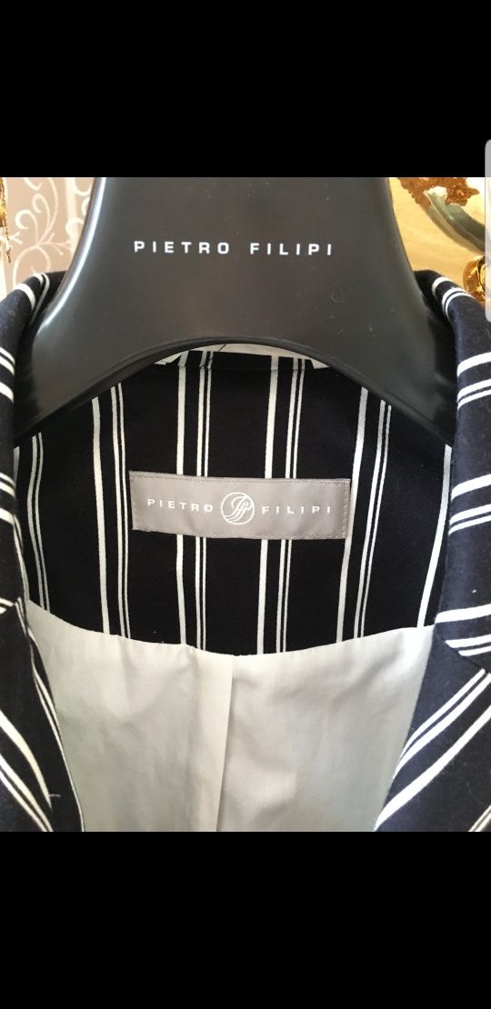 Продам жакет "Pietro Filipi" XS