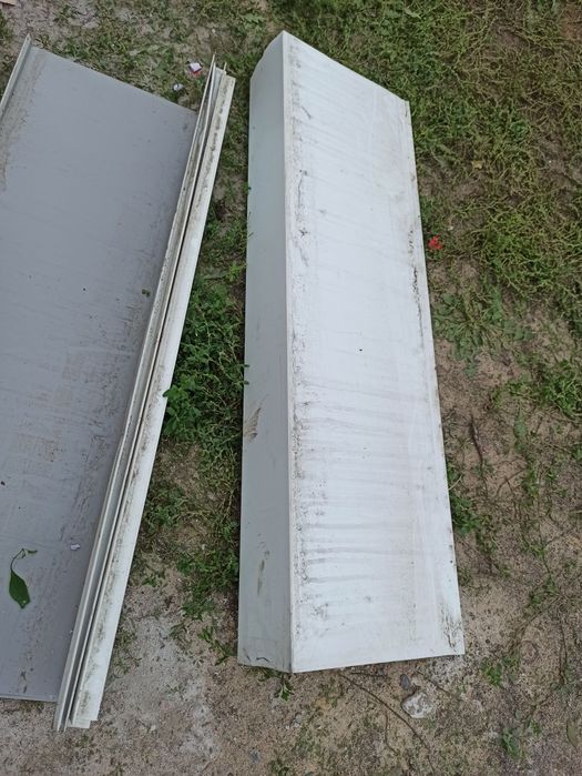 Продам отливы на окна подоконик 90см 25см
