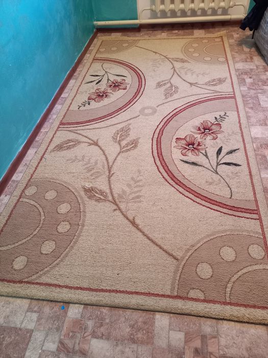 Ковёр продается 7000