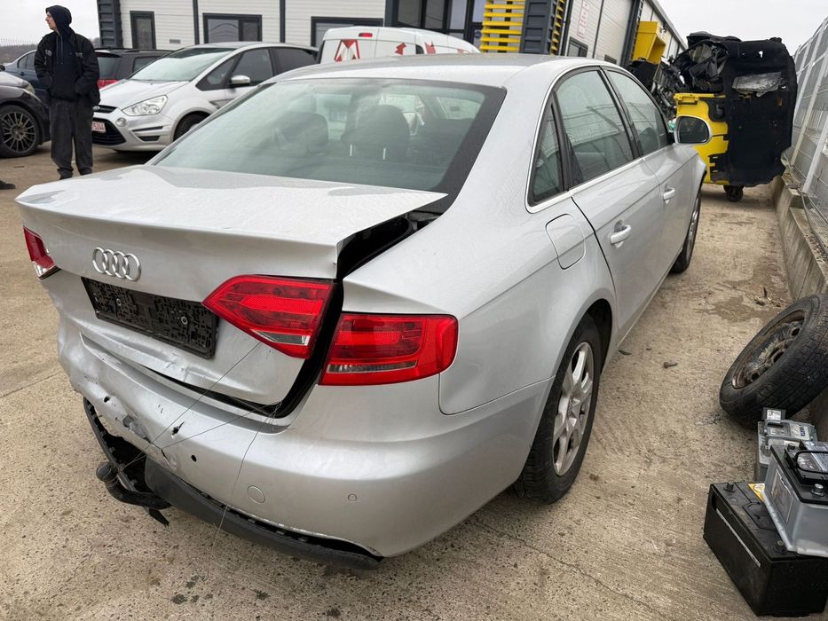 Dezmembrez / Dezmembrari / Piese / Accesorii Audi a4 b8 2009 1.8 tsi CDHB berlina gri